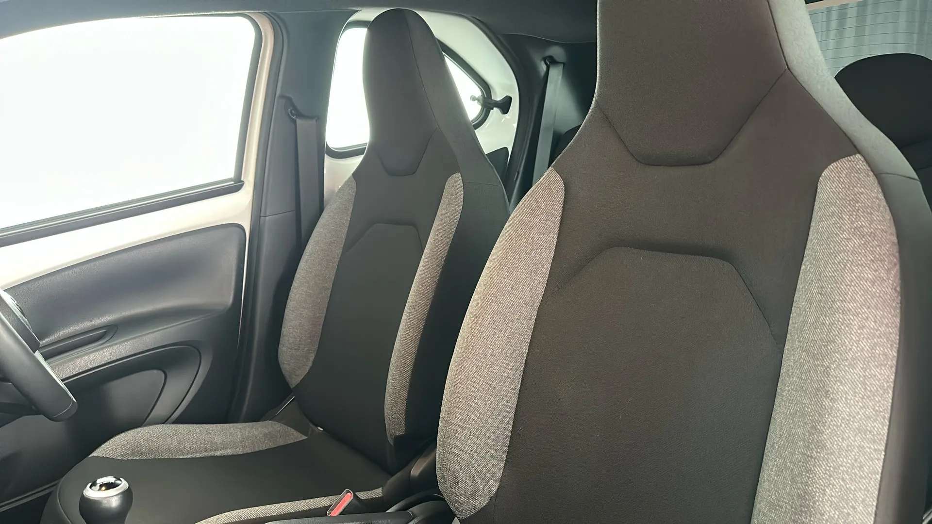 2024 TOYOTA AYGO X 2024 TOYOTA AYGO X