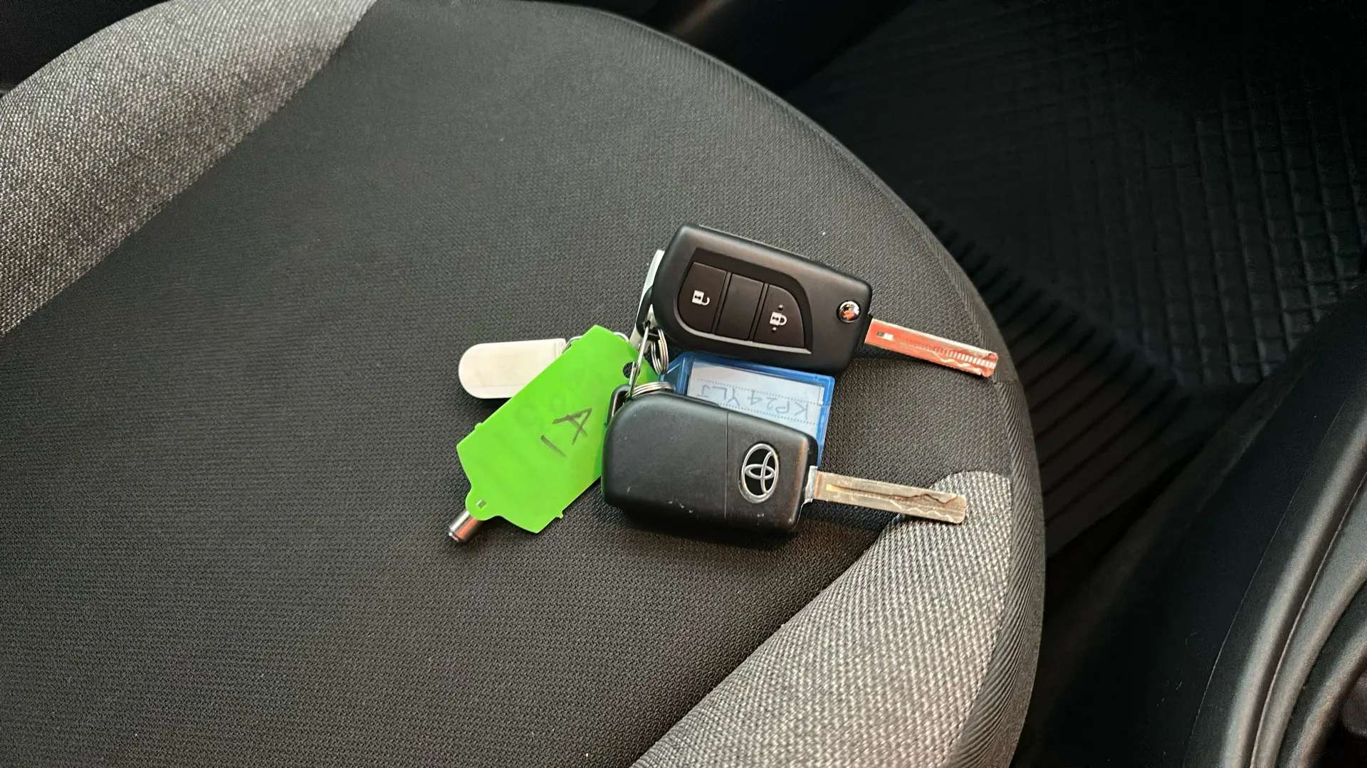 2024 TOYOTA AYGO X 2024 TOYOTA AYGO X