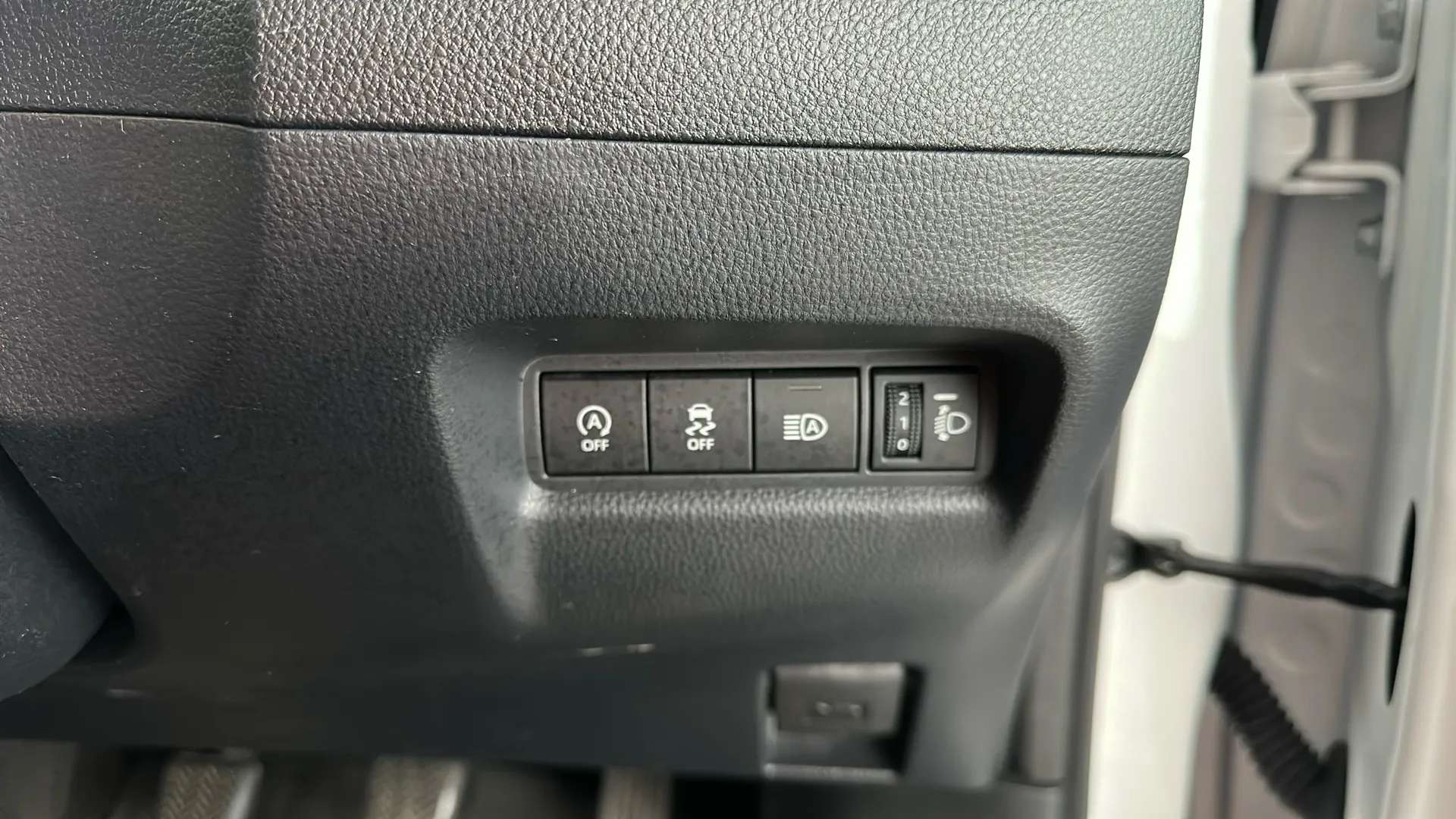 2024 TOYOTA AYGO X 2024 TOYOTA AYGO X