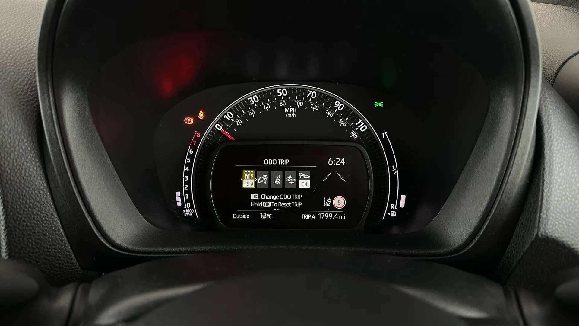 2024 TOYOTA AYGO X 2024 TOYOTA AYGO X