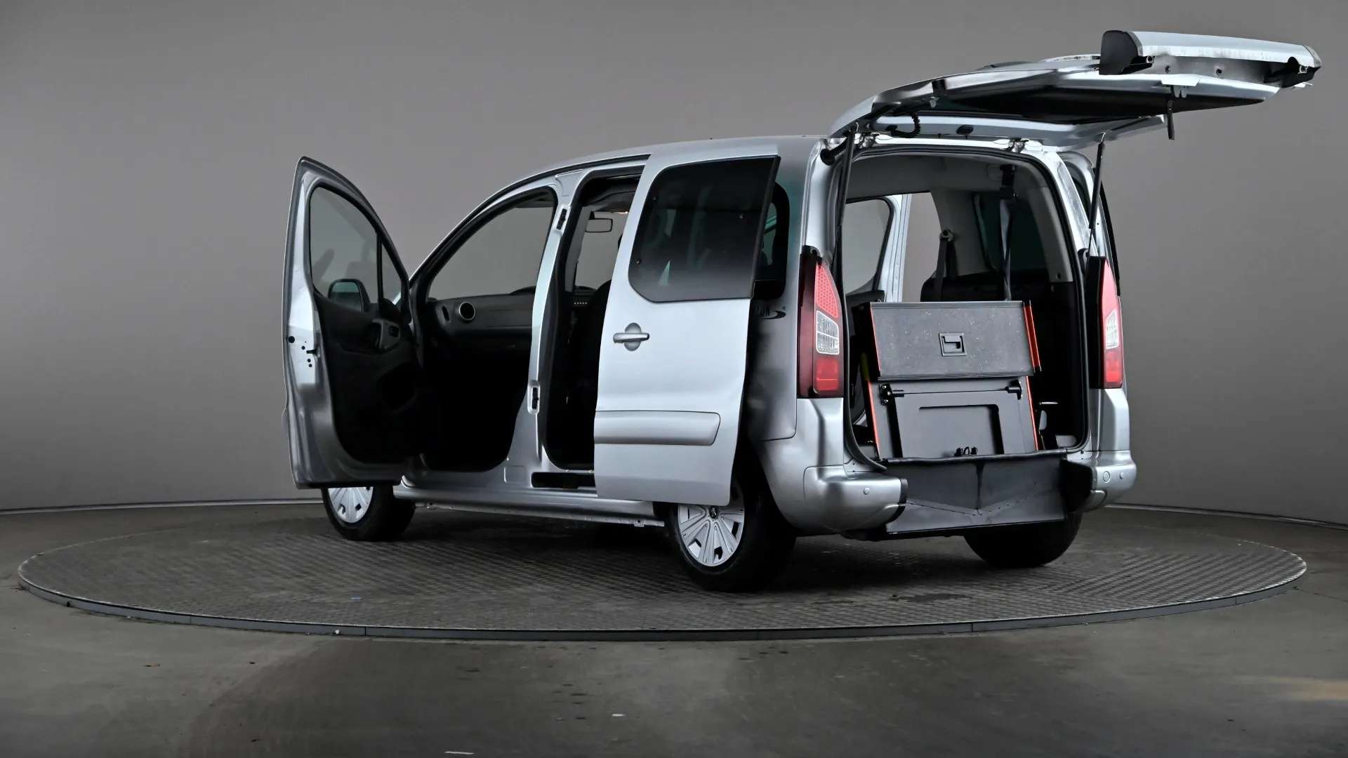 2017 PEUGEOT PARTNER TEPEE 2017 PEUGEOT PARTNER TEPEE