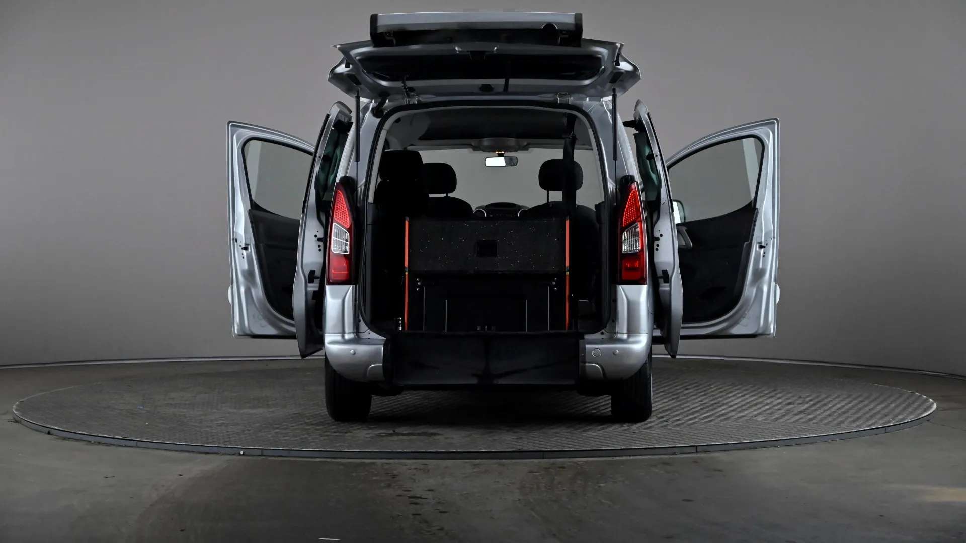 2017 PEUGEOT PARTNER TEPEE 2017 PEUGEOT PARTNER TEPEE