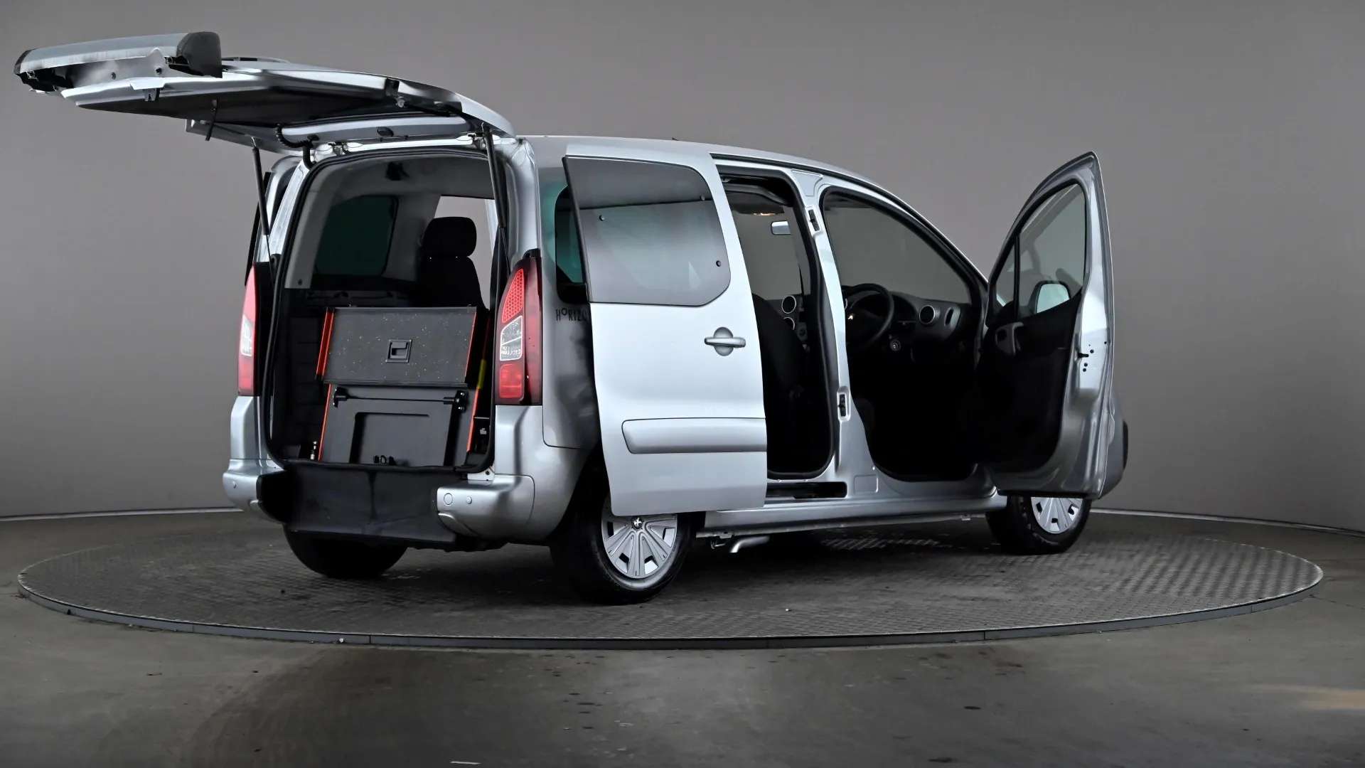 2017 PEUGEOT PARTNER TEPEE 2017 PEUGEOT PARTNER TEPEE