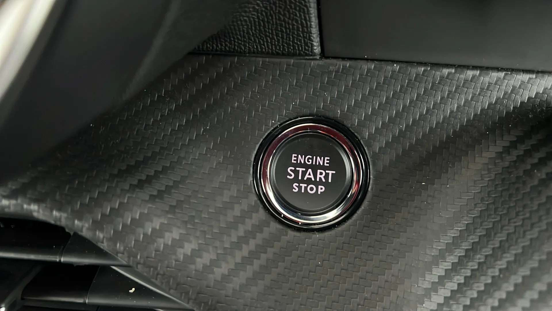 2024 PEUGEOT 208 2024 PEUGEOT 208