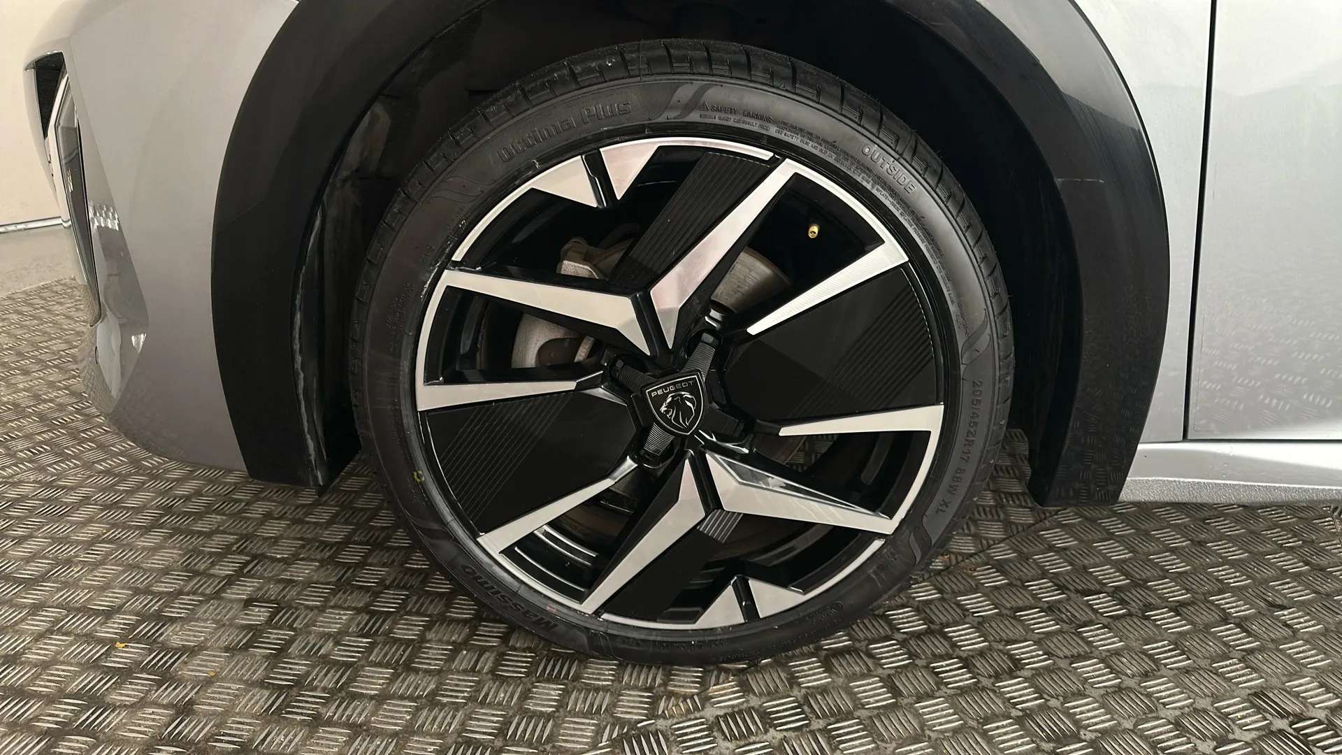 2024 PEUGEOT 208 2024 PEUGEOT 208