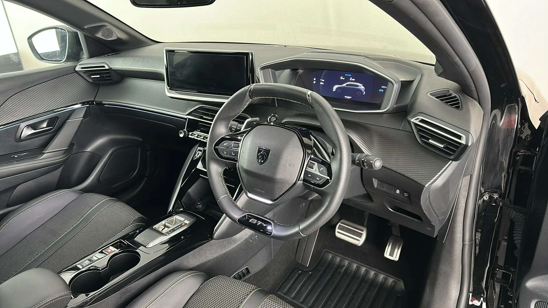 2025 PEUGEOT 208 2025 PEUGEOT 208