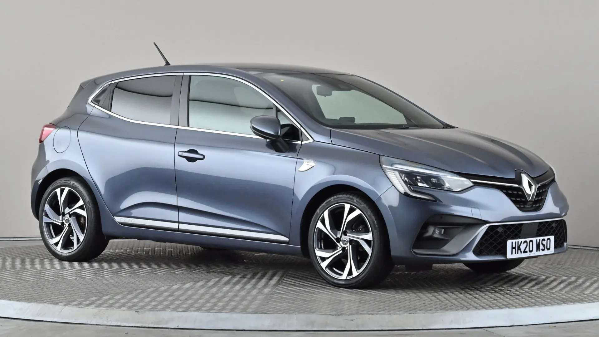 A 2020 RENAULT CLIO 1.0 TCe 100 RS Line A 2020 RENAULT CLIO 1.0 TCe 100 RS Line