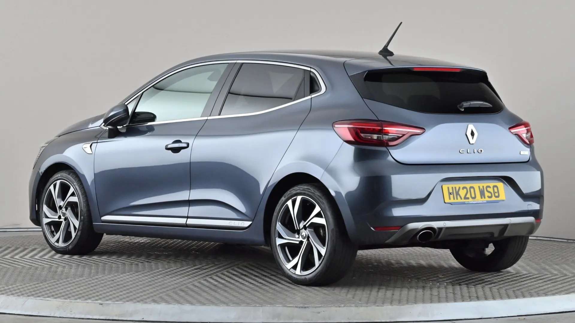 A 2020 RENAULT CLIO 1.0 TCe 100 RS Line A 2020 RENAULT CLIO 1.0 TCe 100 RS Line