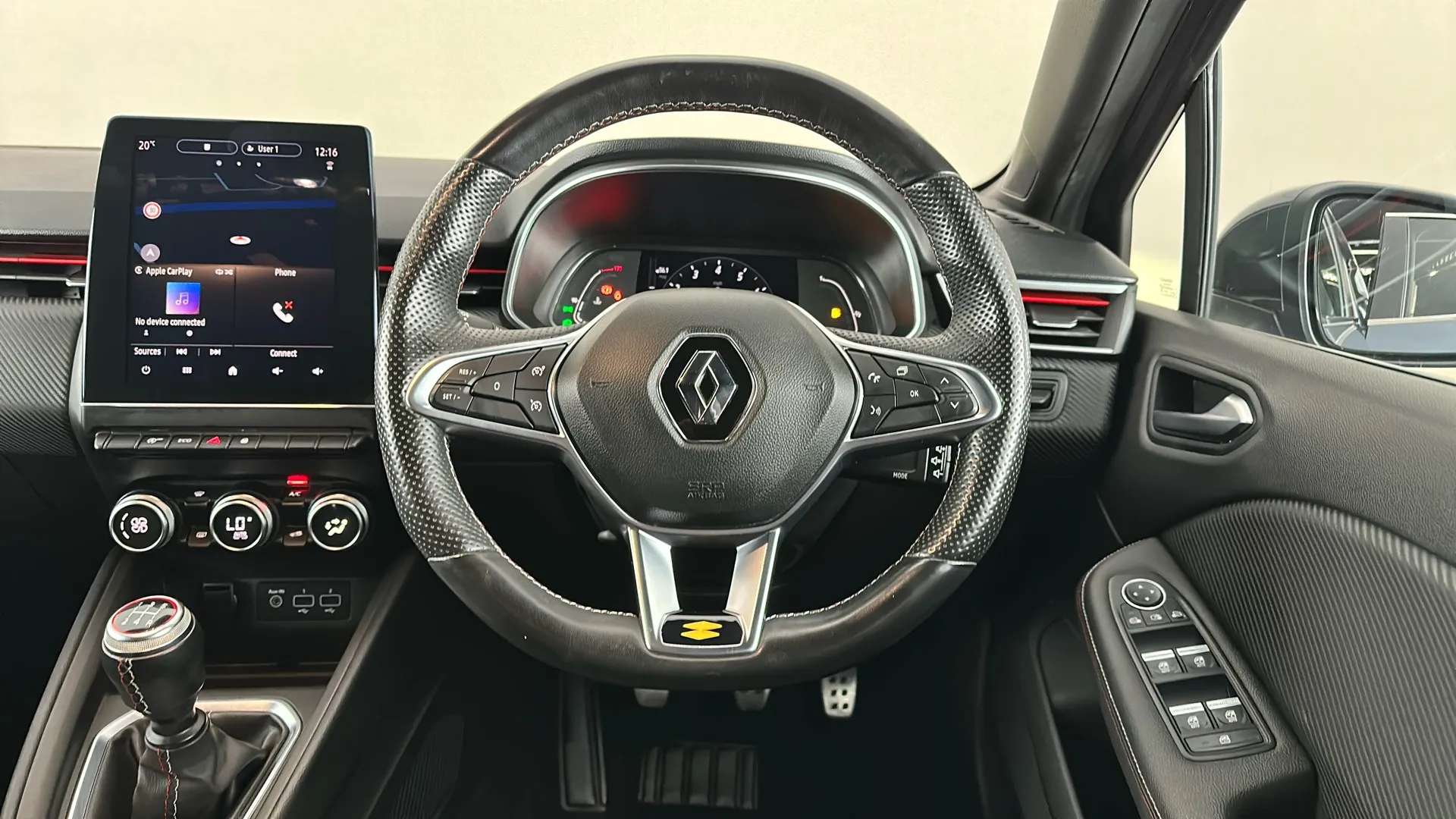 2020 RENAULT CLIO 2020 RENAULT CLIO