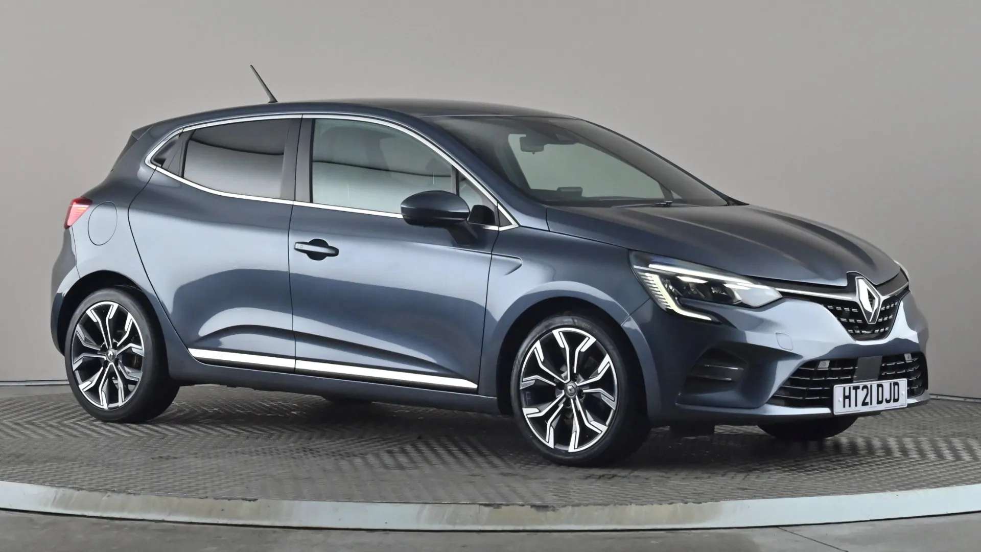 A 2021 RENAULT CLIO 1.0 TCe 100 S Edition A 2021 RENAULT CLIO 1.0 TCe 100 S Edition