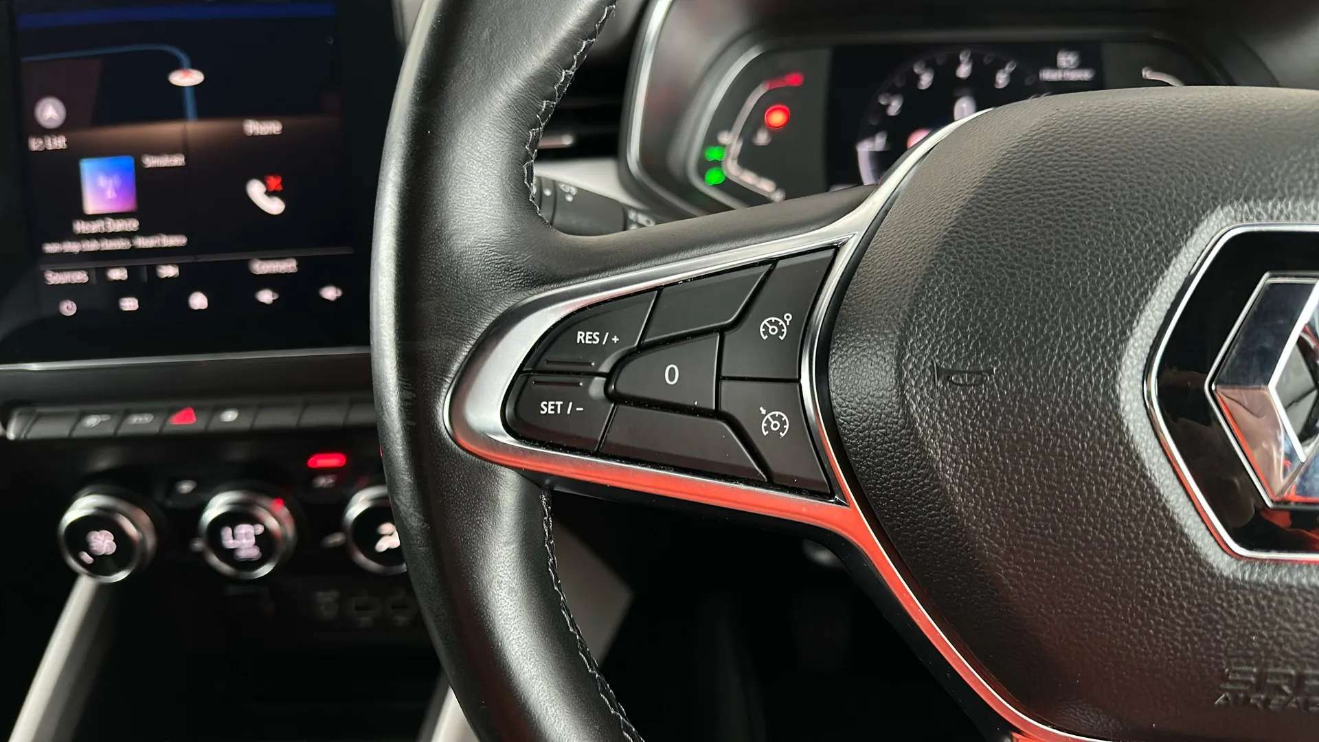 2021 RENAULT CLIO 2021 RENAULT CLIO