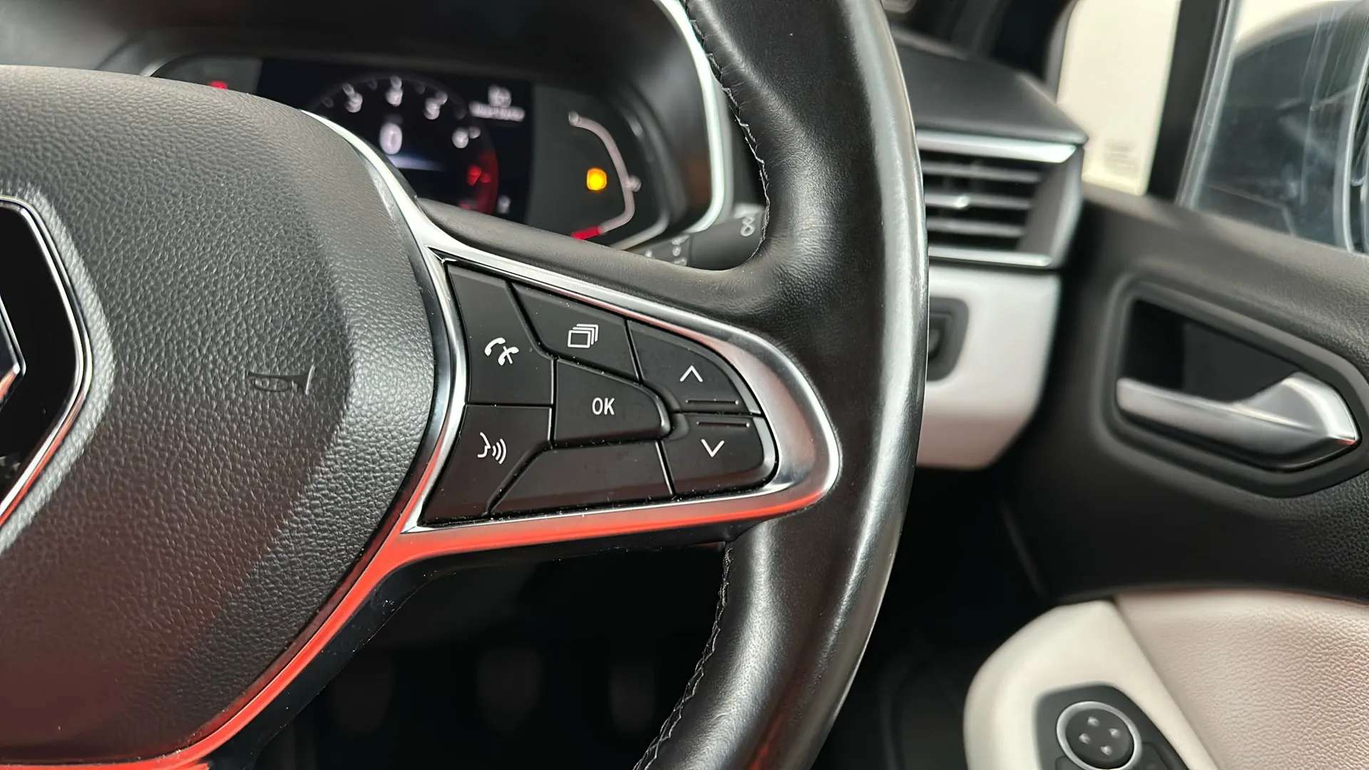 2021 RENAULT CLIO 2021 RENAULT CLIO