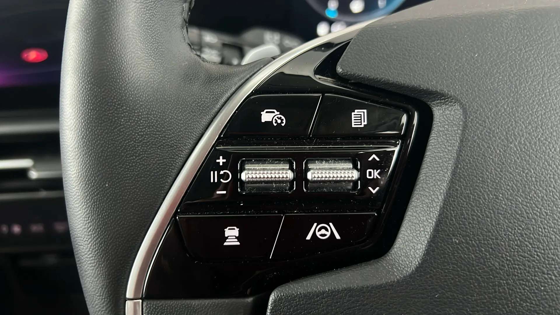 2023 KIA NIRO 2023 KIA NIRO