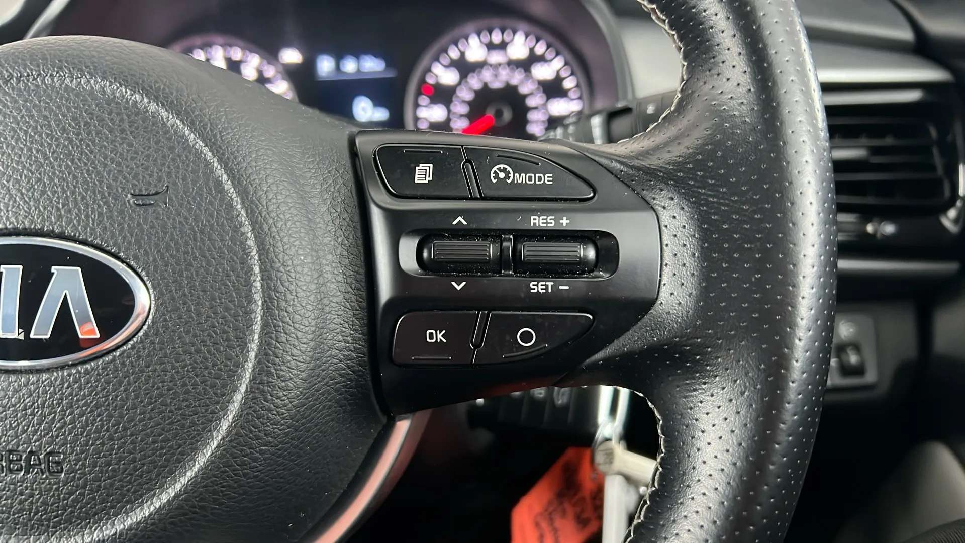 2019 KIA STONIC 2019 KIA STONIC