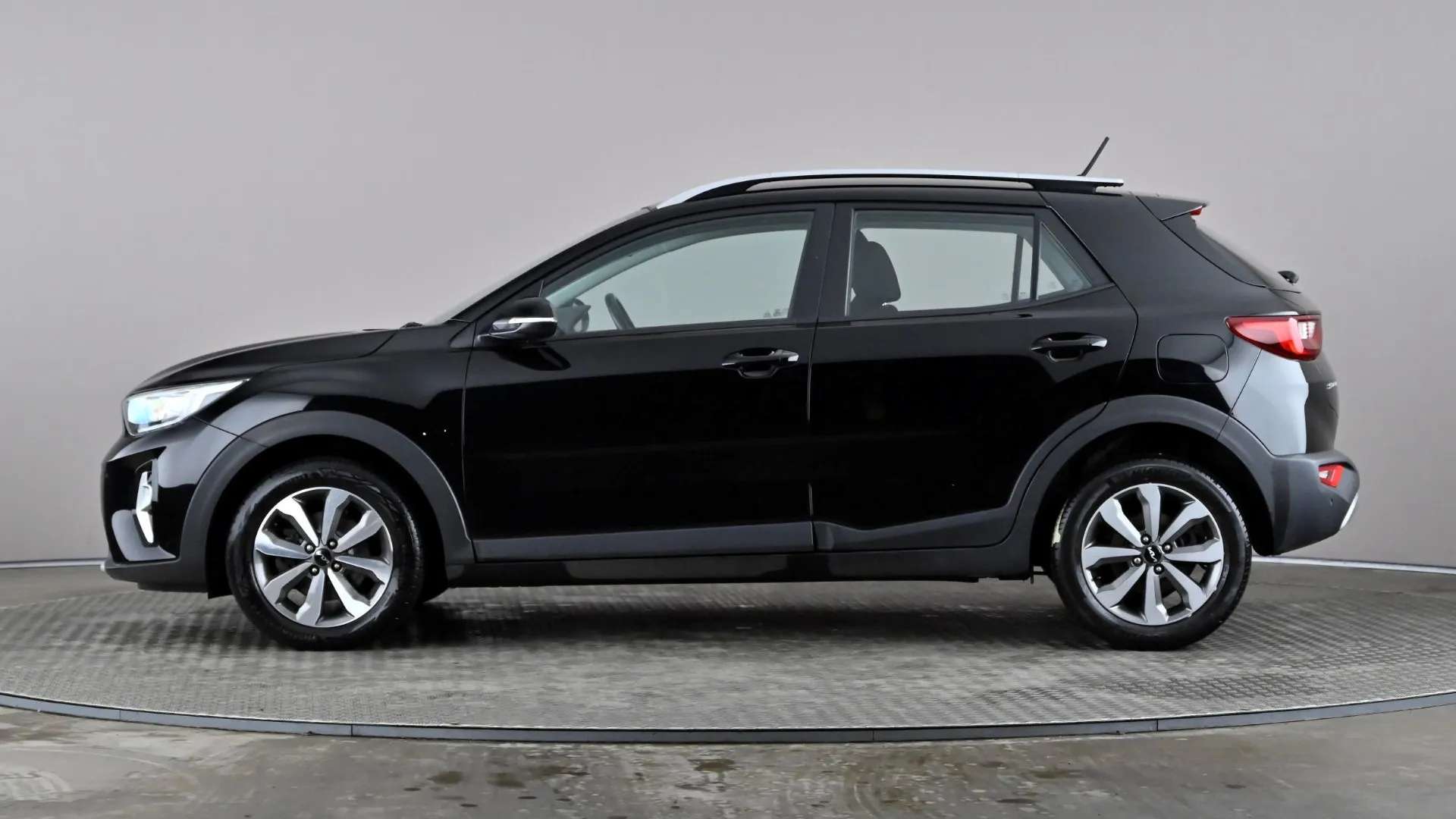 A 2021 KIA STONIC 1.0T GDi 99 2 A 2021 KIA STONIC 1.0T GDi 99 2