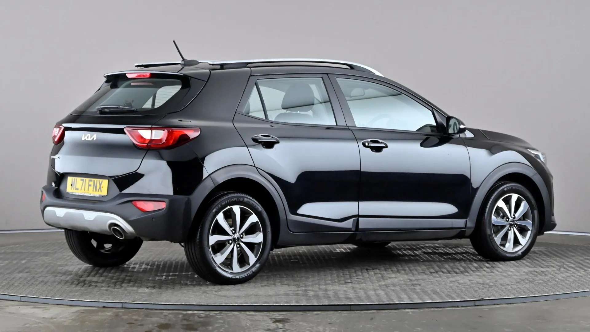 2021 KIA STONIC 2021 KIA STONIC