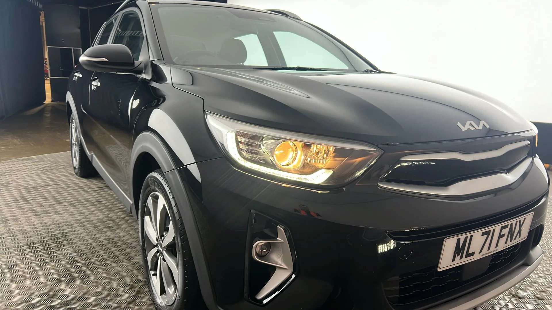 2021 KIA STONIC 2021 KIA STONIC