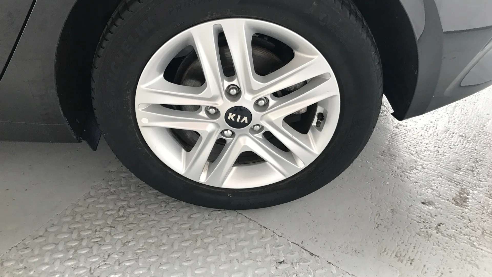 2021 KIA CEED 2021 KIA CEED