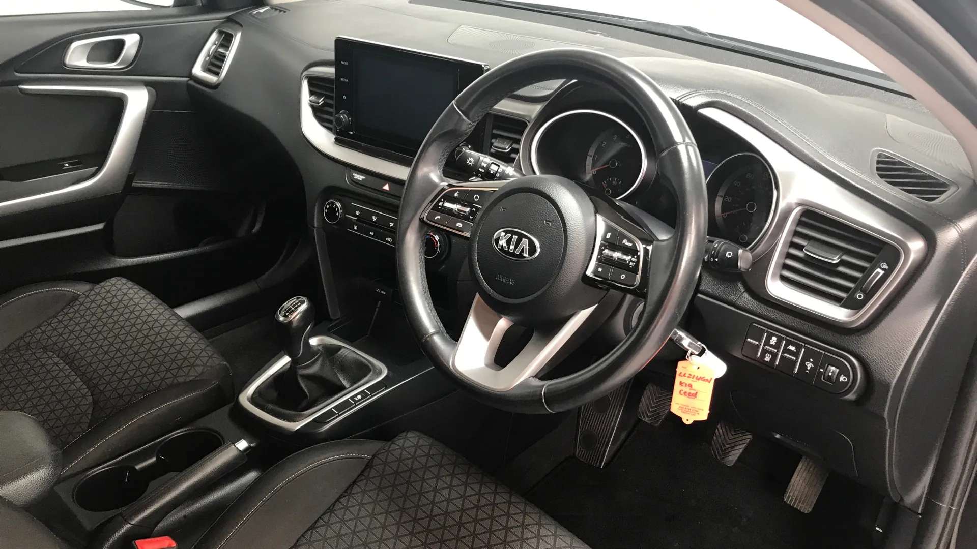 2021 KIA CEED 2021 KIA CEED