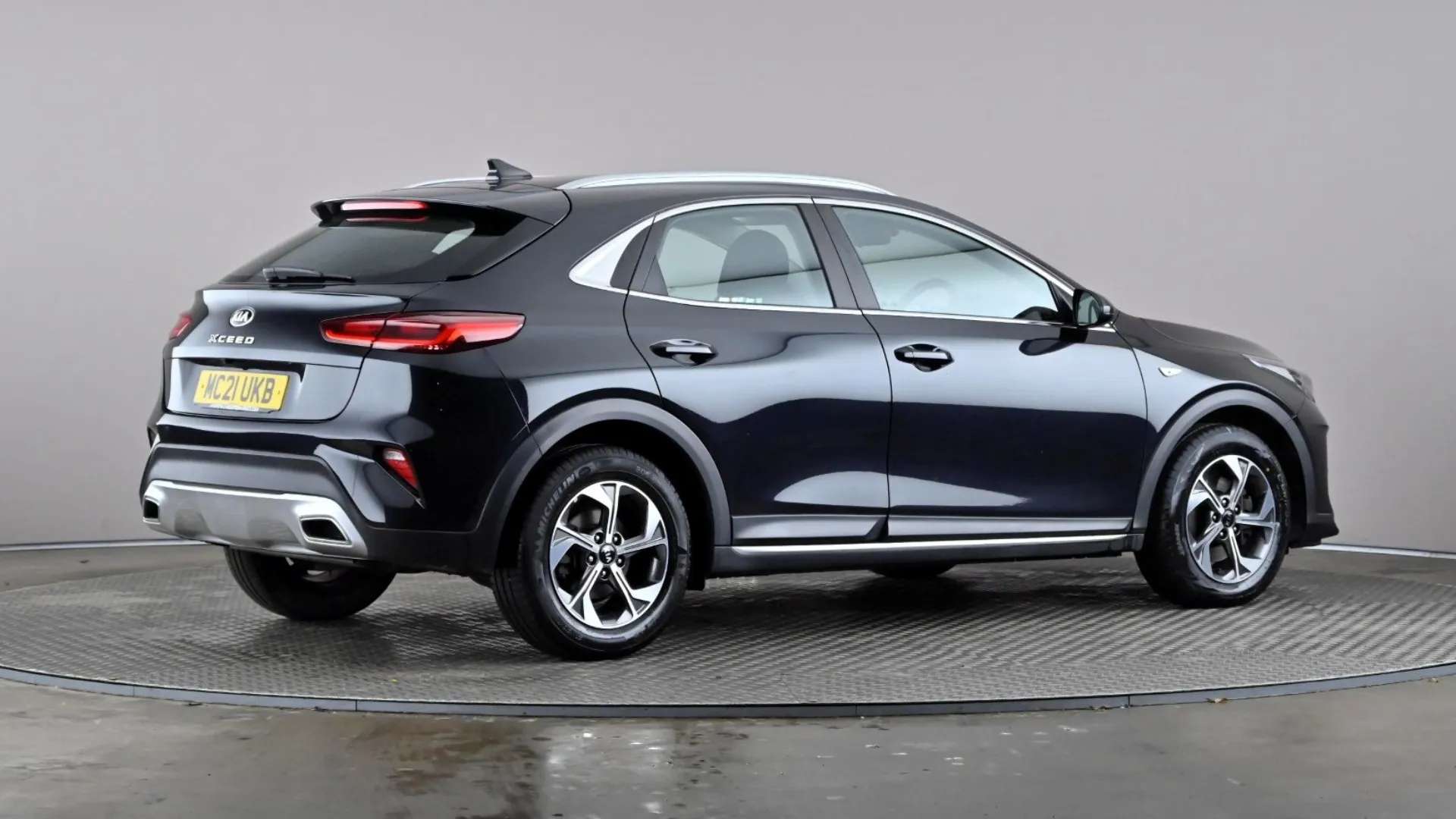 2021 KIA XCEED 2021 KIA XCEED