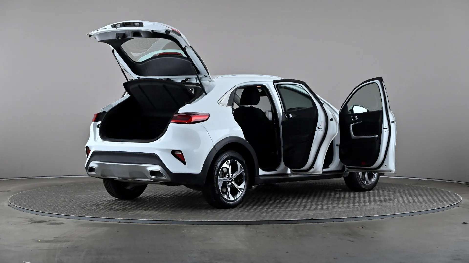 2022 KIA XCEED 2022 KIA XCEED