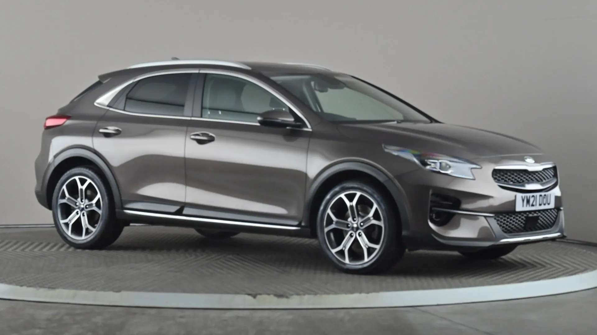 A 2021 KIA XCEED 1.0T GDi ISG 3 A 2021 KIA XCEED 1.0T GDi ISG 3
