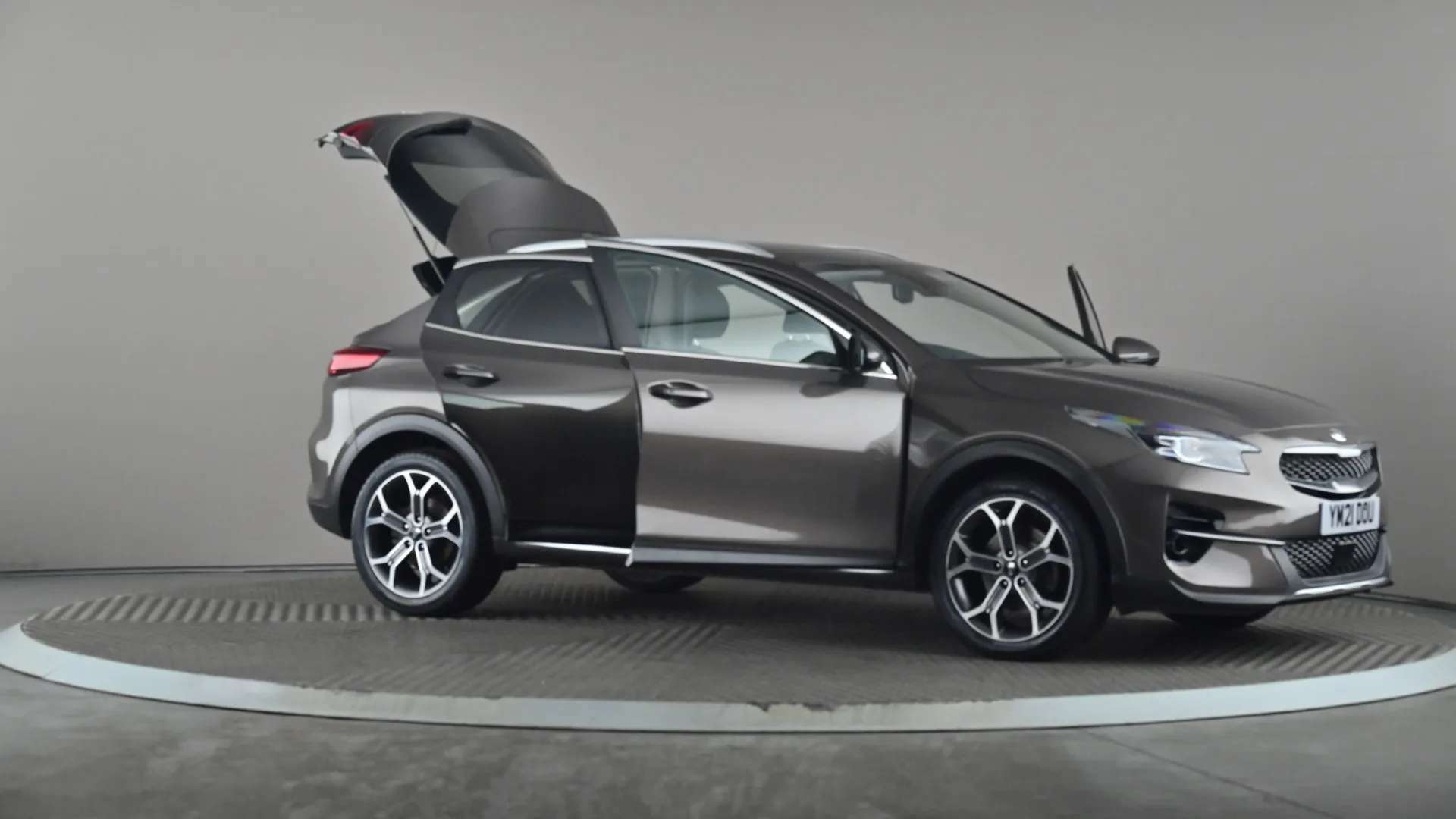 2021 KIA XCEED 2021 KIA XCEED