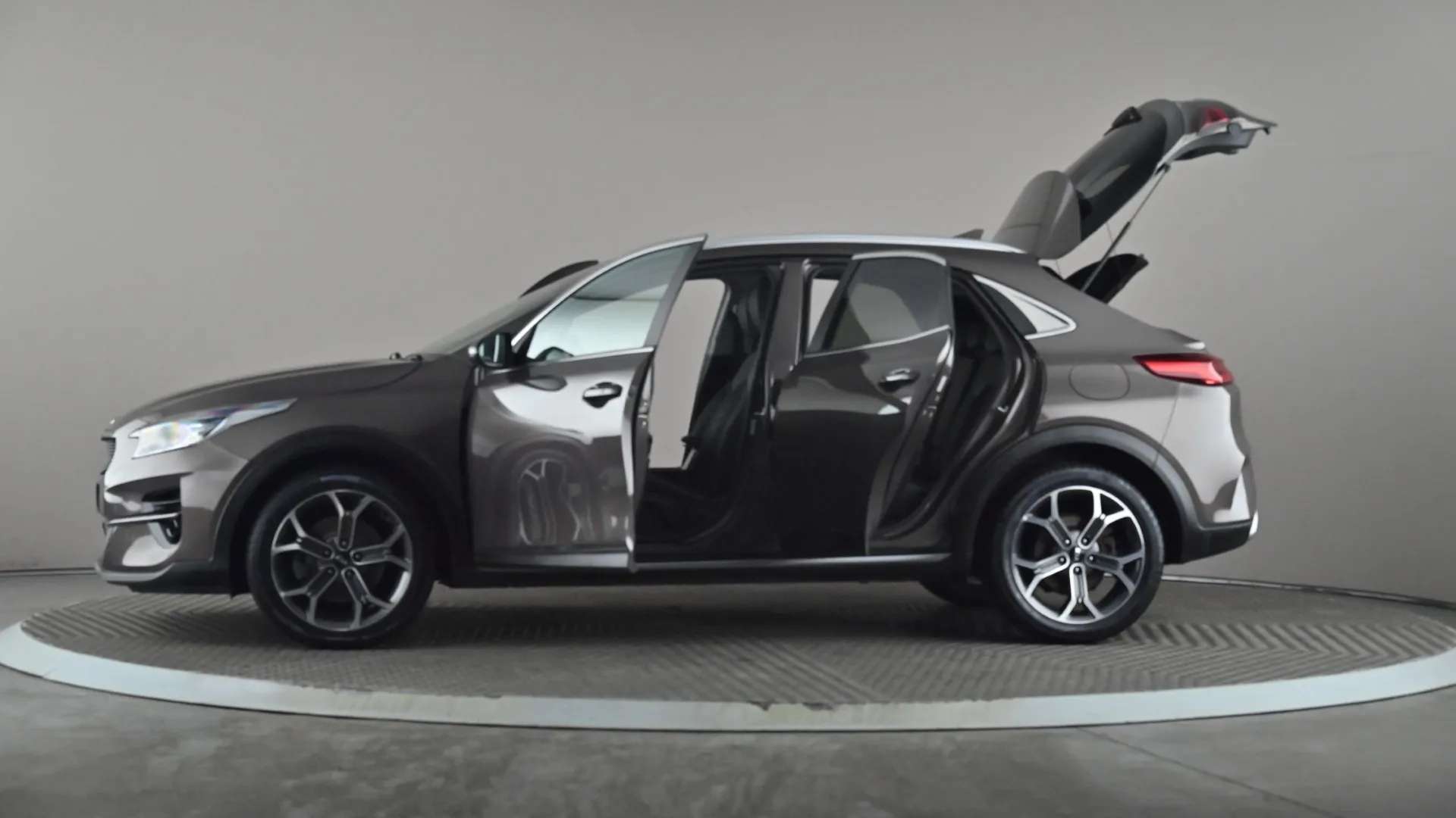 2021 KIA XCEED 2021 KIA XCEED