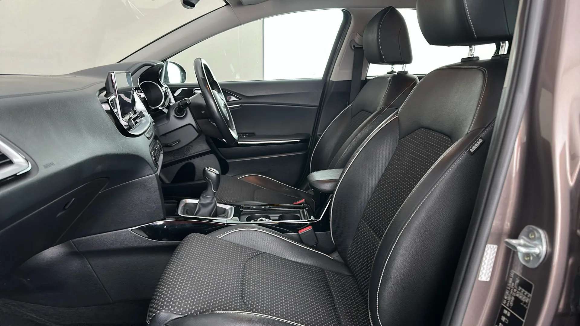 2021 KIA XCEED 2021 KIA XCEED