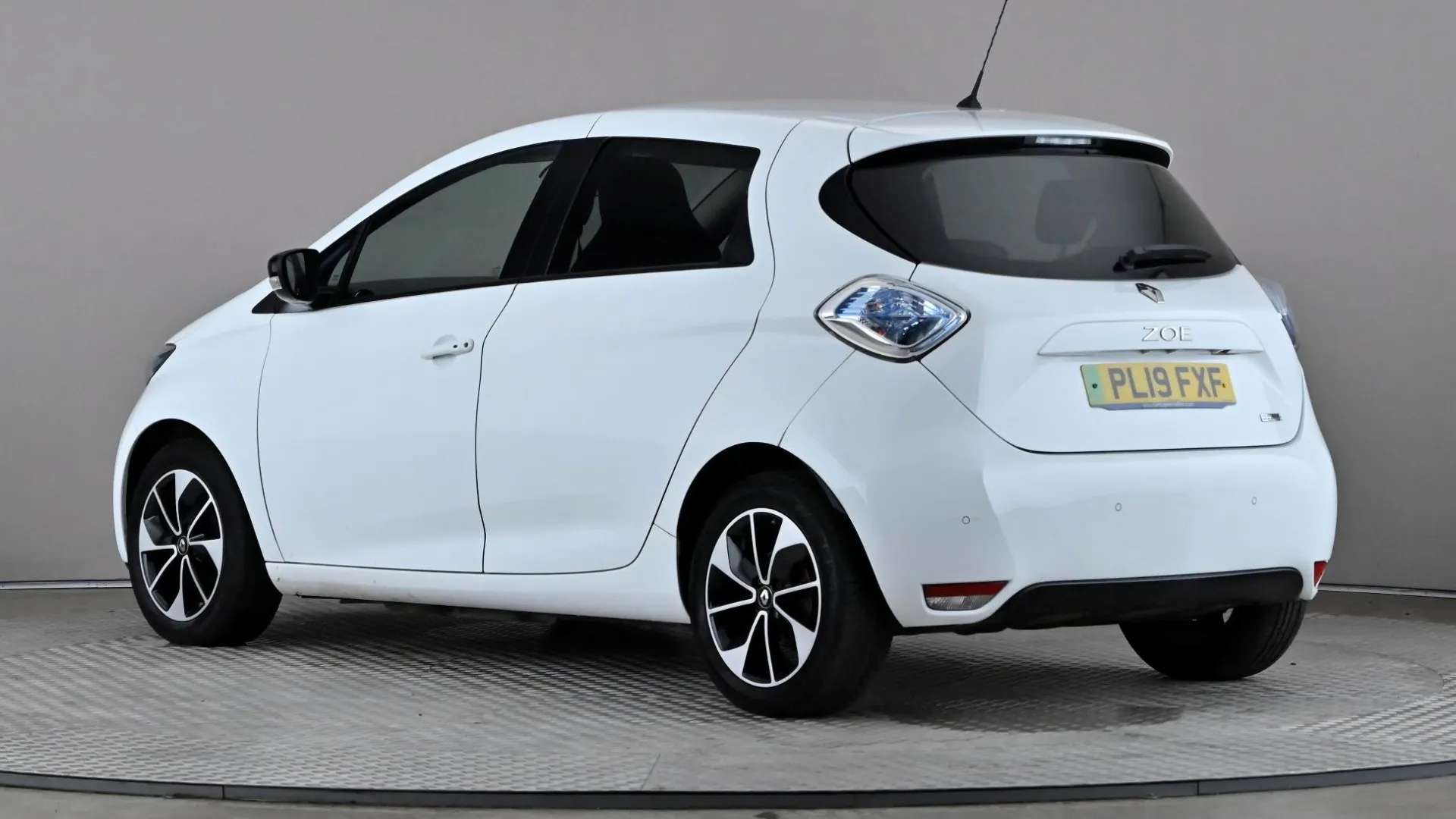 A 2019 RENAULT ZOE 80kW i Dynamique Nav R110 40kWh Auto A 2019 RENAULT ZOE 80kW i Dynamique Nav R110 40kWh Auto