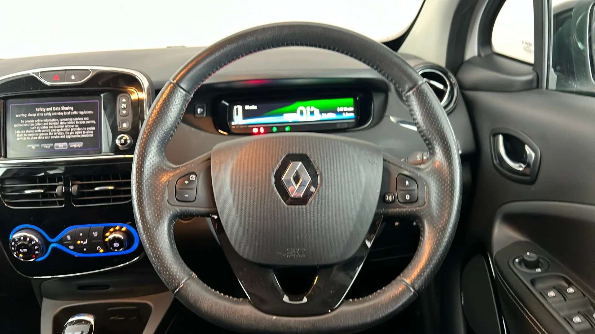 2019 RENAULT ZOE 2019 RENAULT ZOE
