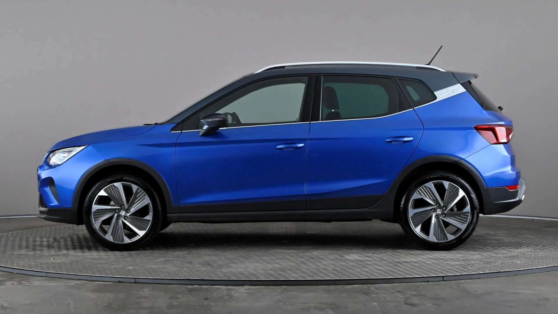 A 2023 SEAT ARONA 1.0 TSI 110 FR Edition A 2023 SEAT ARONA 1.0 TSI 110 FR Edition