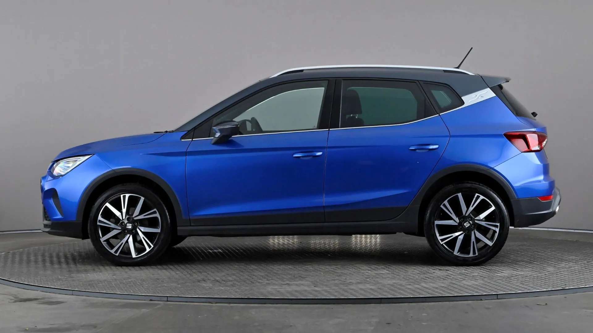 A 2022 SEAT ARONA 1.0 TSI 110 FR Edition A 2022 SEAT ARONA 1.0 TSI 110 FR Edition