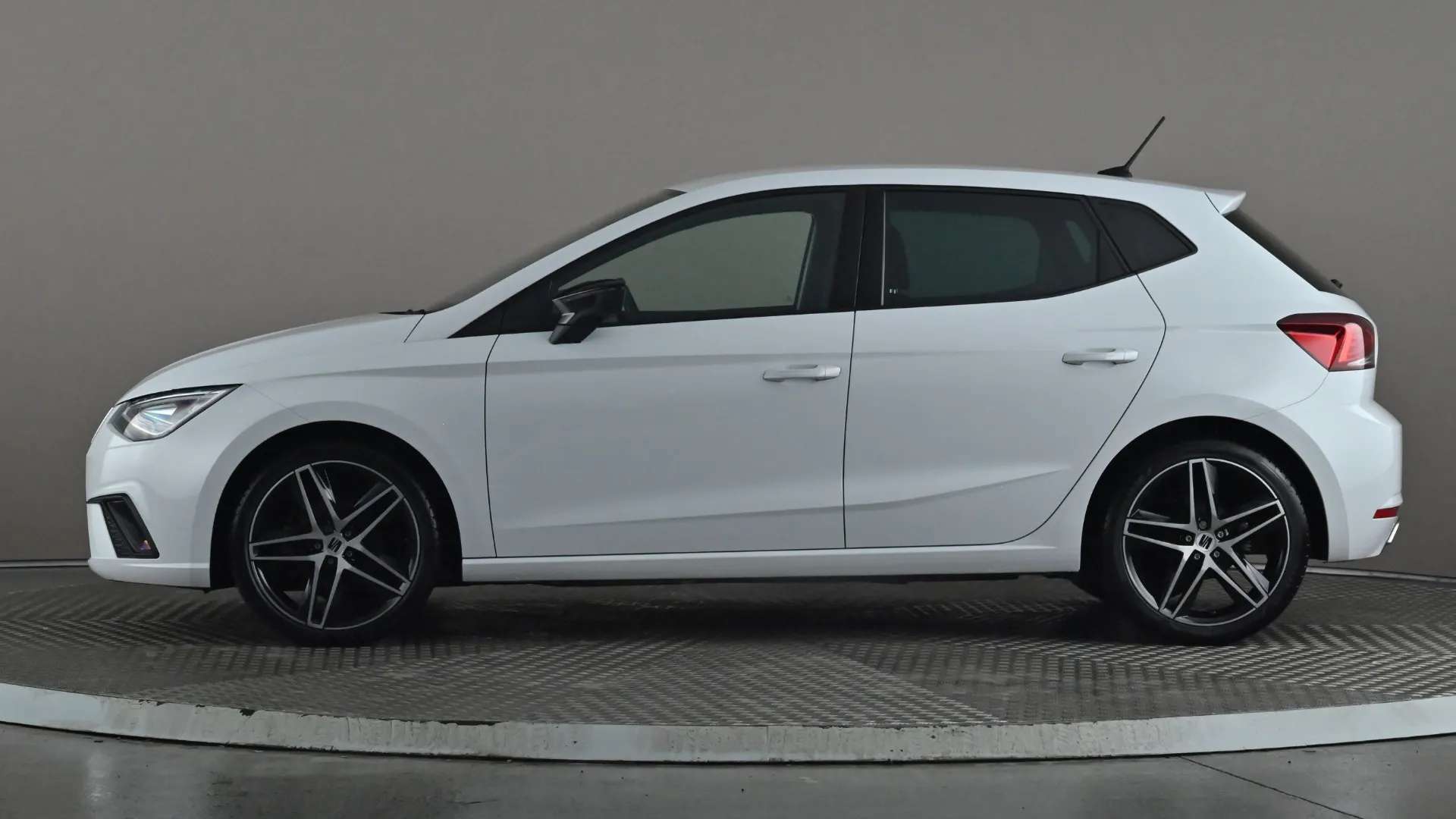 A 2023 SEAT IBIZA 1.0 TSI 110 FR Edition A 2023 SEAT IBIZA 1.0 TSI 110 FR Edition