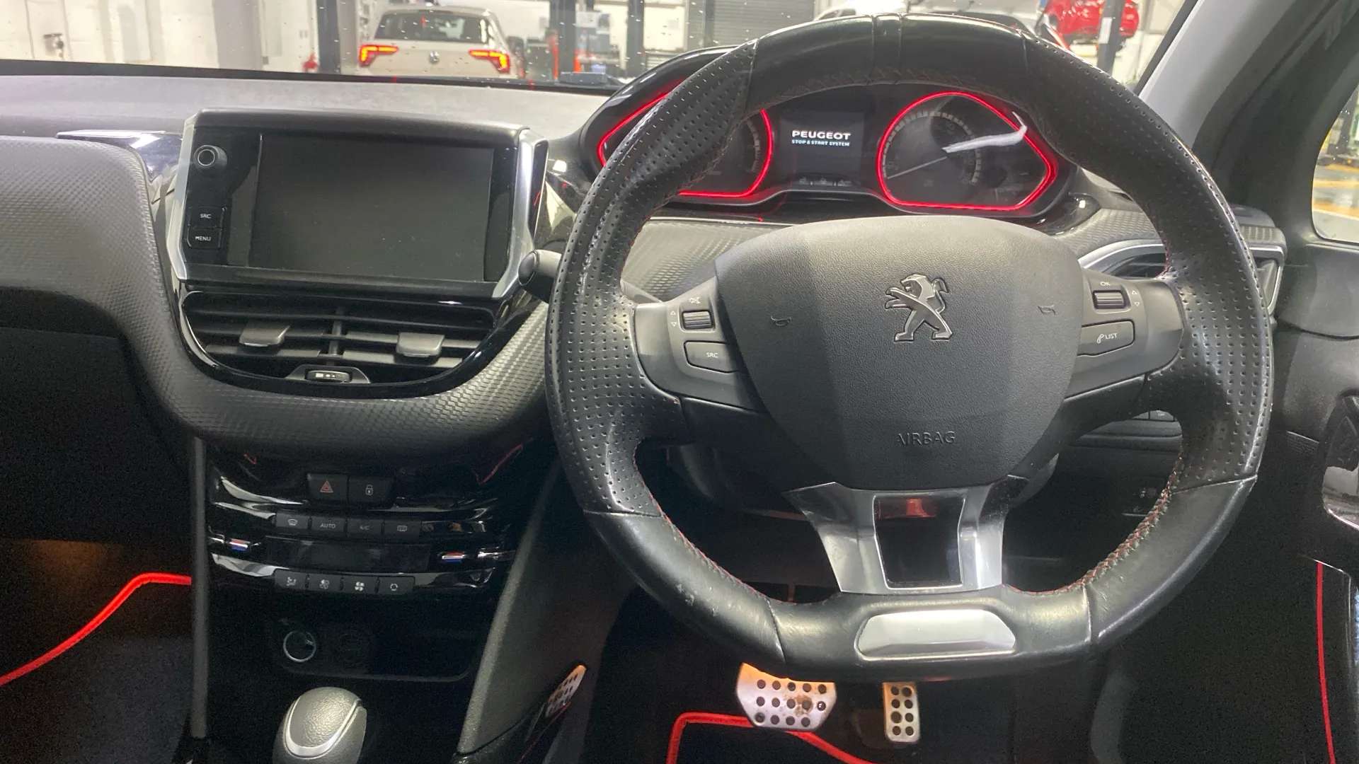 2018 PEUGEOT 2008 2018 PEUGEOT 2008