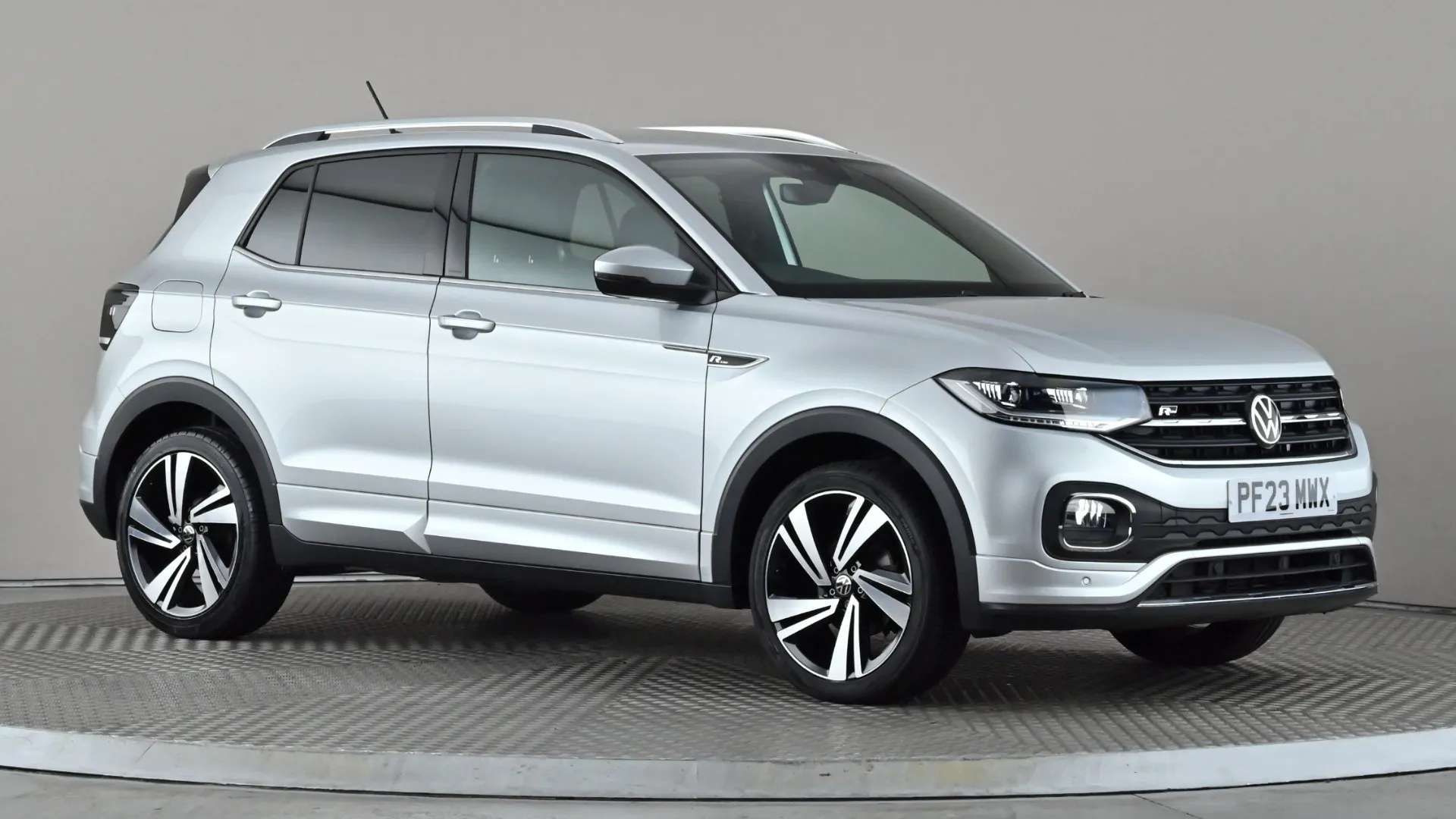 A 2023 VOLKSWAGEN T-CROSS 1.0 TSI 110 R-Line DSG A 2023 VOLKSWAGEN T-CROSS 1.0 TSI 110 R-Line DSG