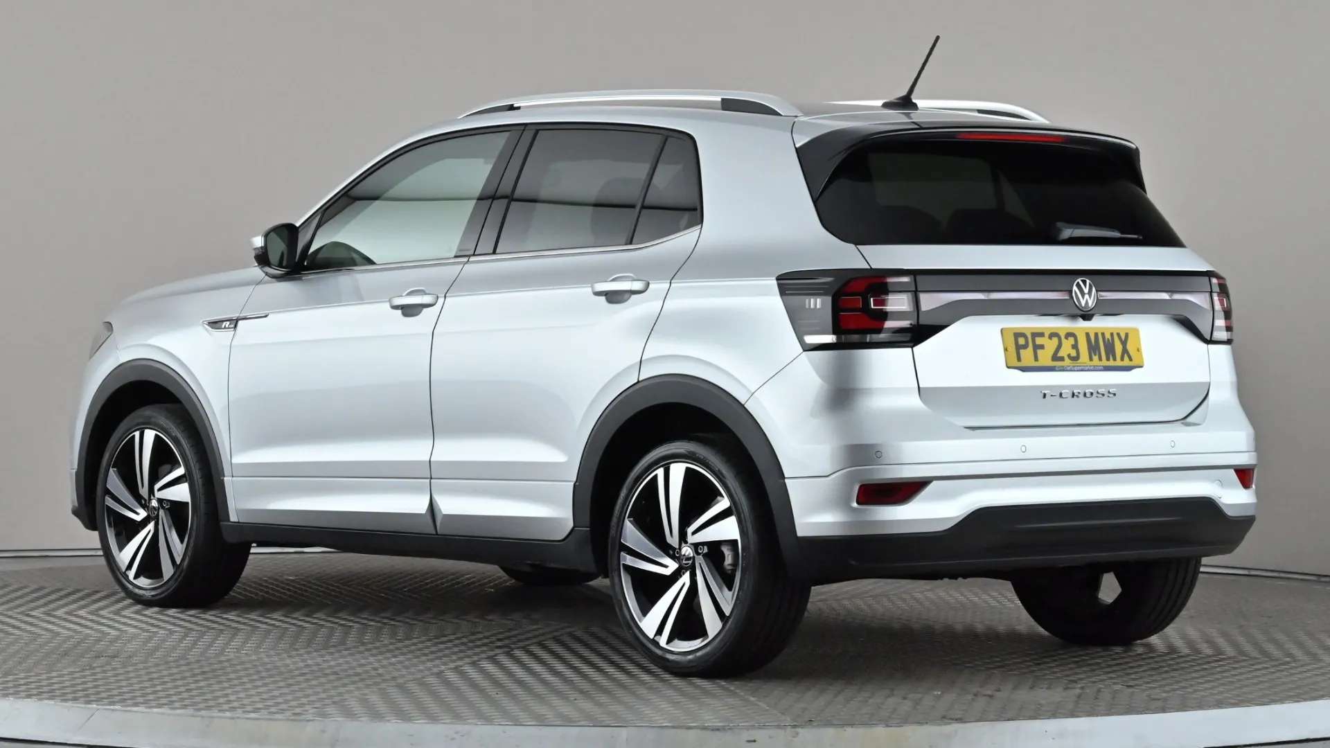 A 2023 VOLKSWAGEN T-CROSS 1.0 TSI 110 R-Line DSG A 2023 VOLKSWAGEN T-CROSS 1.0 TSI 110 R-Line DSG
