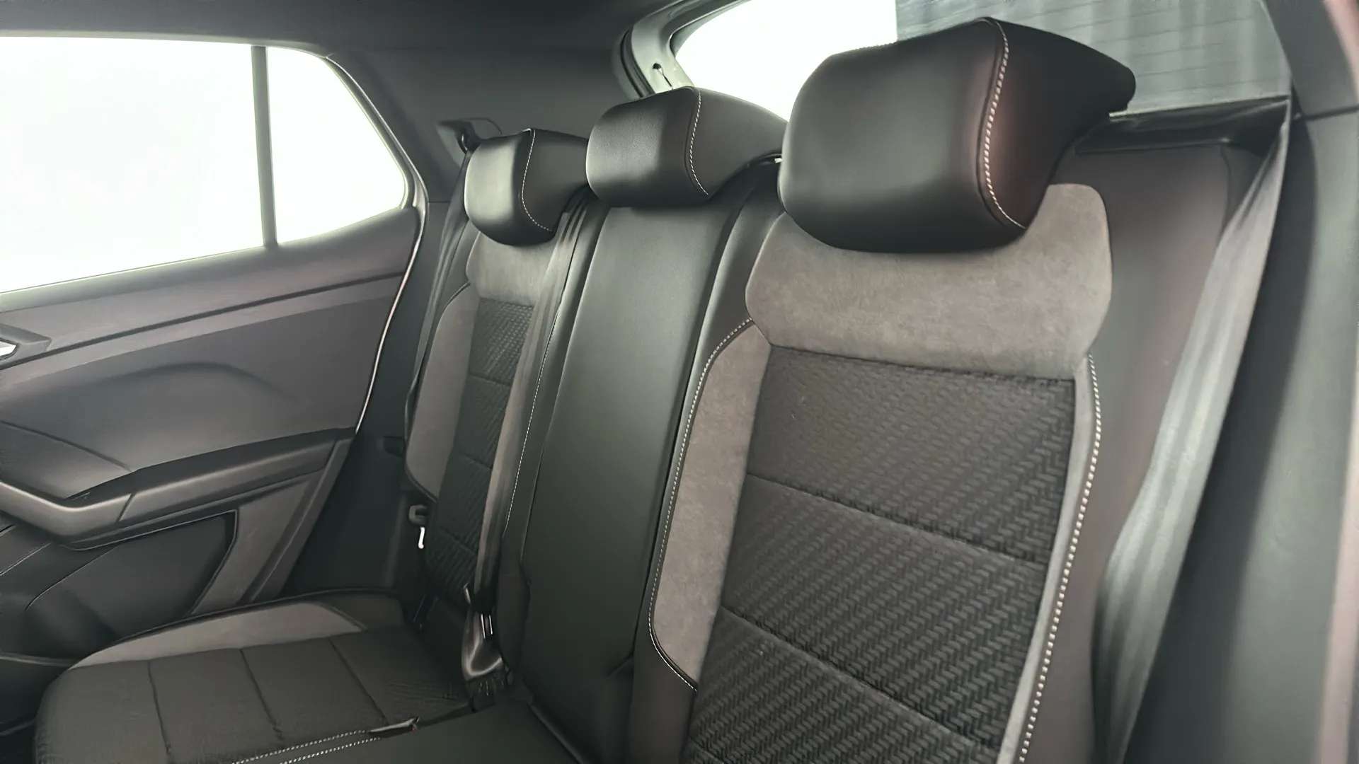 2023 VOLKSWAGEN T-CROSS 2023 VOLKSWAGEN T-CROSS
