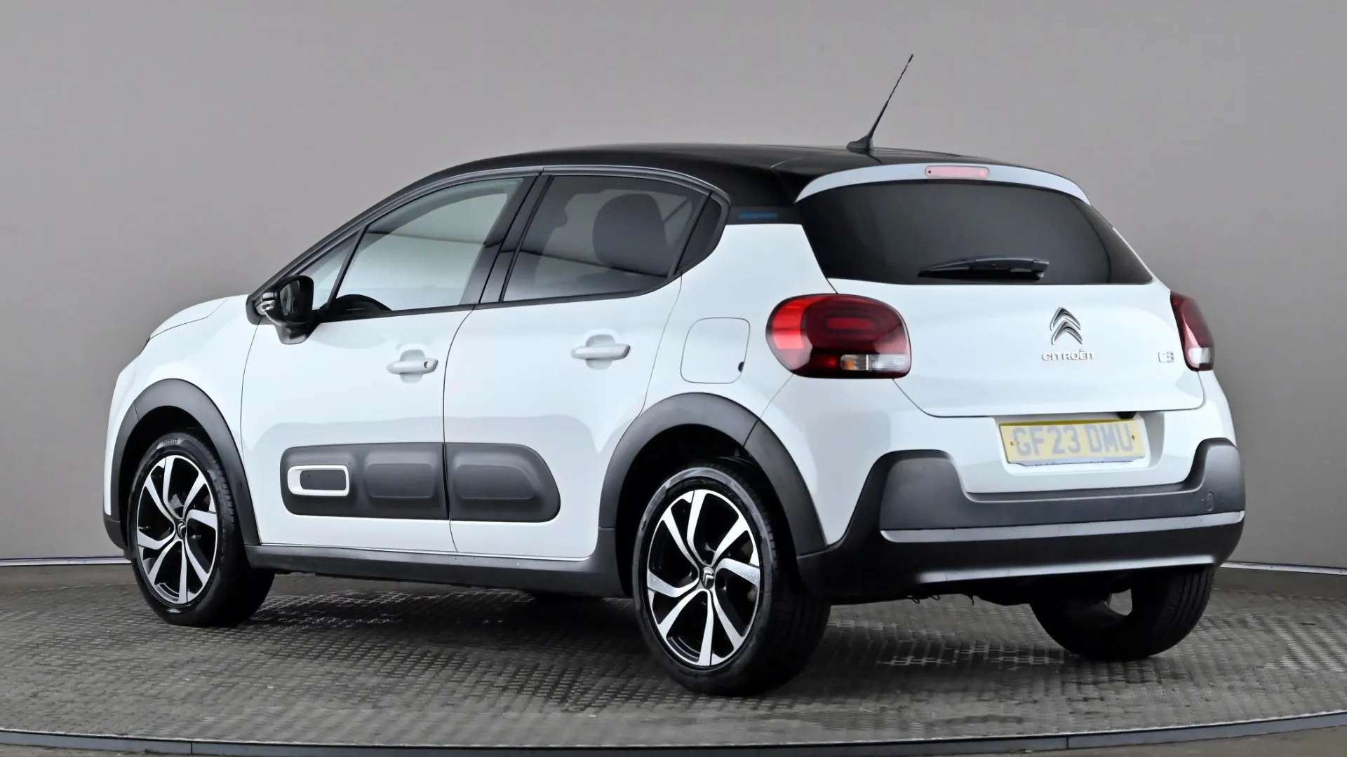 A 2023 CITROEN C3 1.2 PureTech 110 Shine Plus A 2023 CITROEN C3 1.2 PureTech 110 Shine Plus