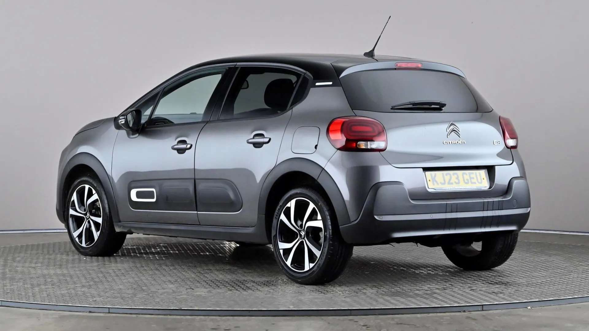 A 2023 CITROEN C3 1.2 PureTech 110 Shine Plus A 2023 CITROEN C3 1.2 PureTech 110 Shine Plus