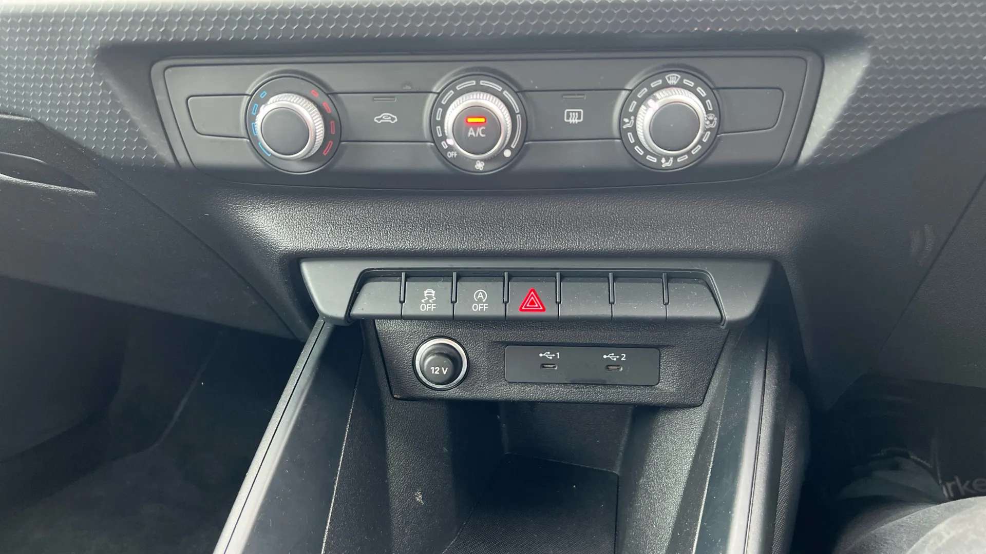 2022 AUDI A1 2022 AUDI A1