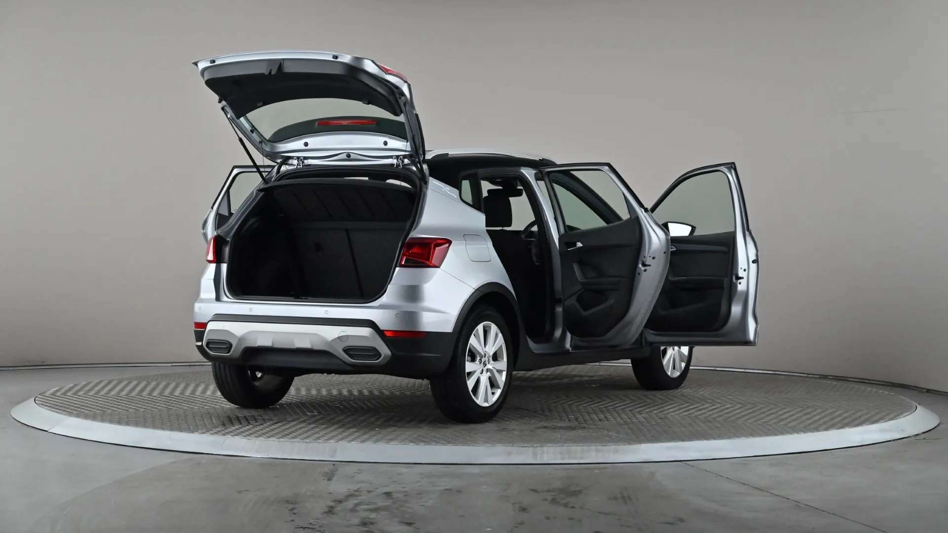 2023 SEAT ARONA 2023 SEAT ARONA