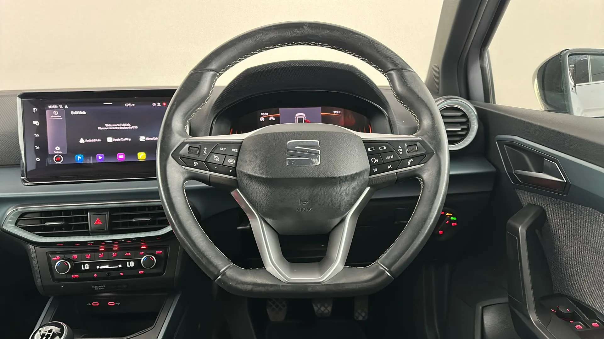 2023 SEAT ARONA 2023 SEAT ARONA