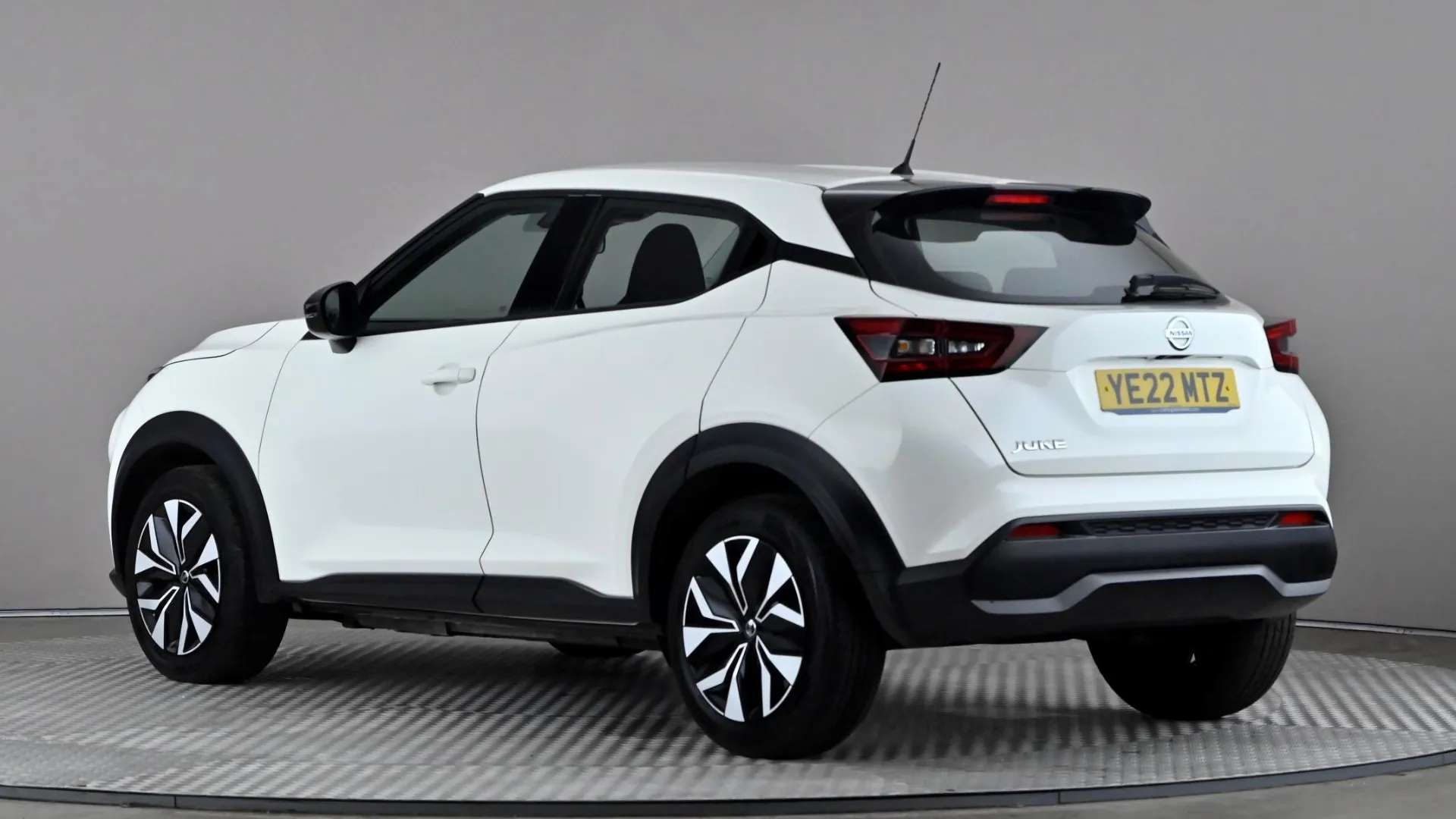 A 2022 NISSAN JUKE 1.0 DiG-T 114 Acenta DCT A 2022 NISSAN JUKE 1.0 DiG-T 114 Acenta DCT
