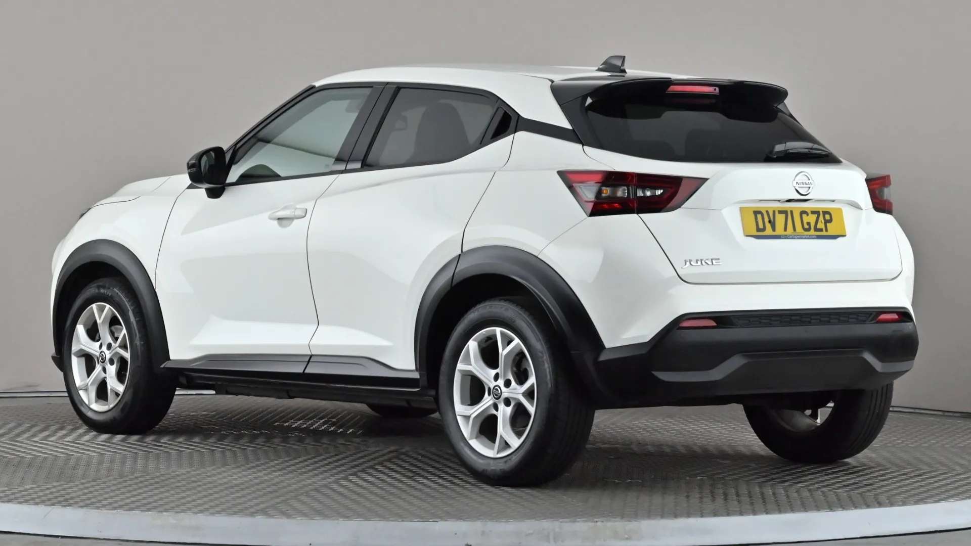 A 2021 NISSAN JUKE 1.0 DiG-T 114 N-Connecta A 2021 NISSAN JUKE 1.0 DiG-T 114 N-Connecta