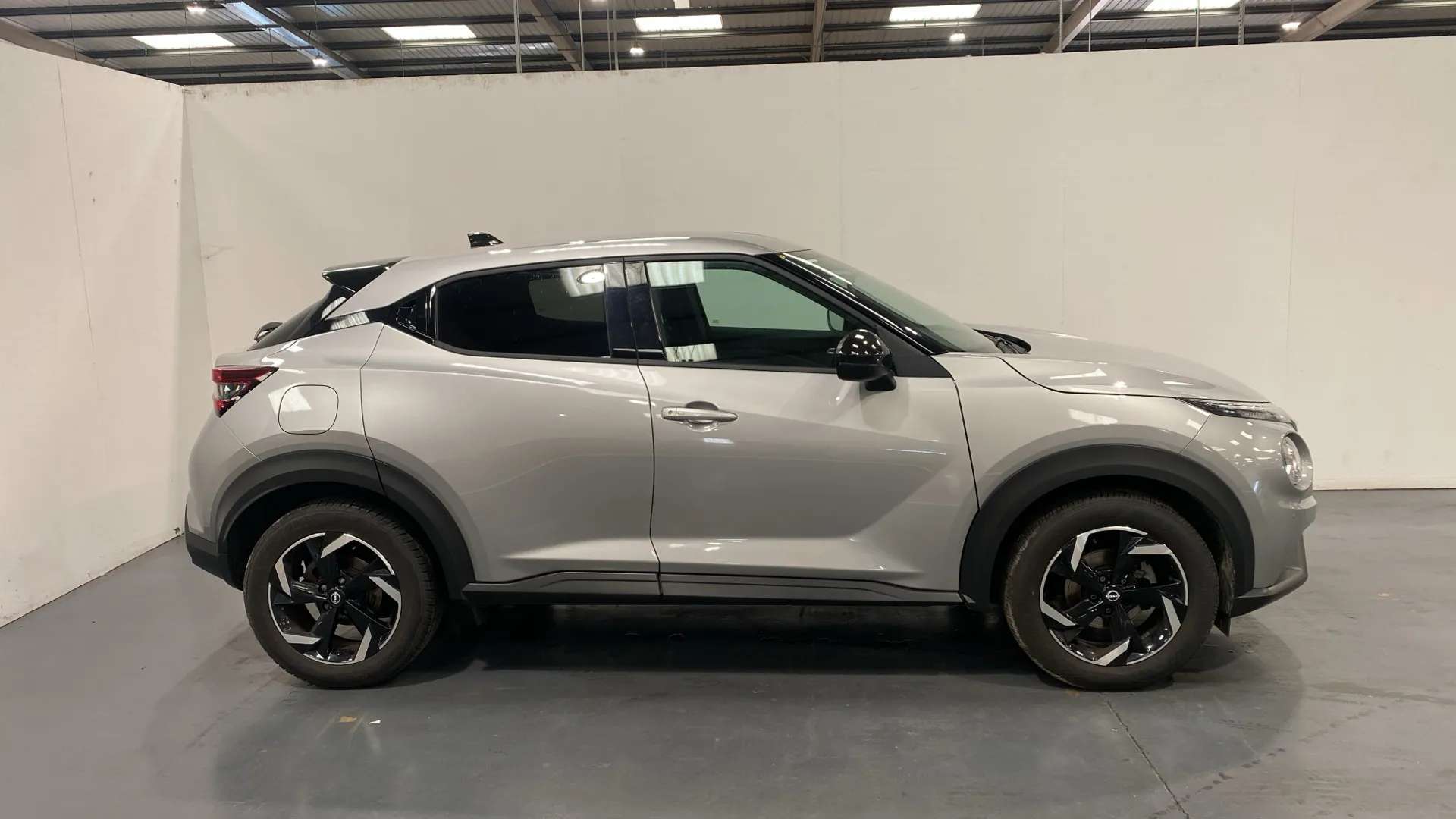 A 2024 NISSAN JUKE 1.0 DiG-T 114 N-Connecta A 2024 NISSAN JUKE 1.0 DiG-T 114 N-Connecta