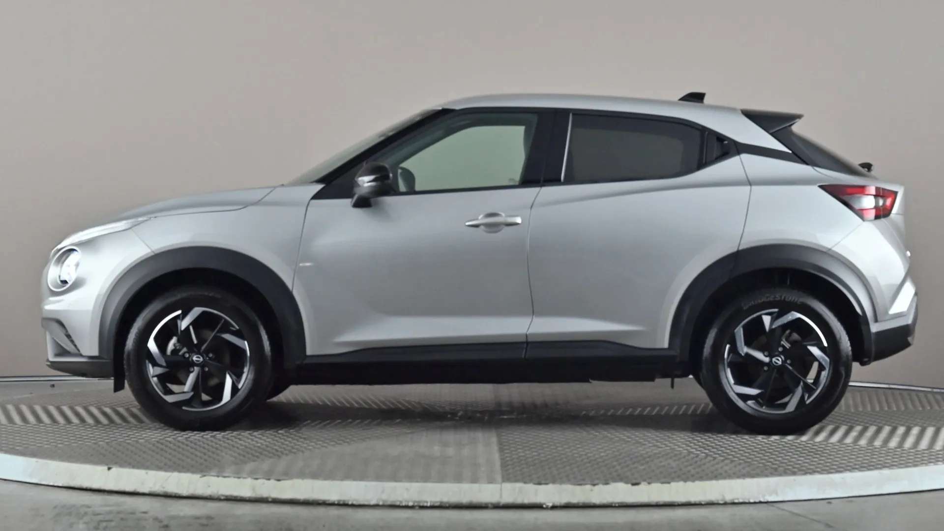 A 2024 NISSAN JUKE 1.0 DiG-T 114 N-Connecta A 2024 NISSAN JUKE 1.0 DiG-T 114 N-Connecta