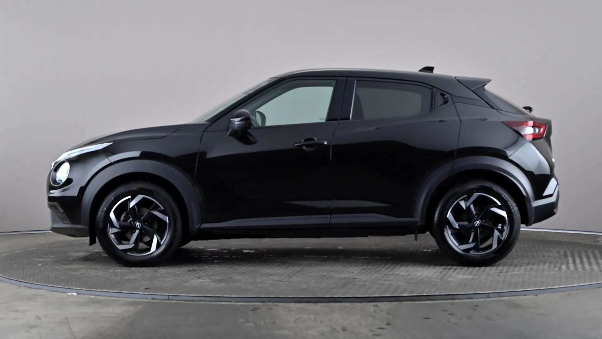 A 2024 NISSAN JUKE 1.0 DiG-T 114 N-Connecta A 2024 NISSAN JUKE 1.0 DiG-T 114 N-Connecta