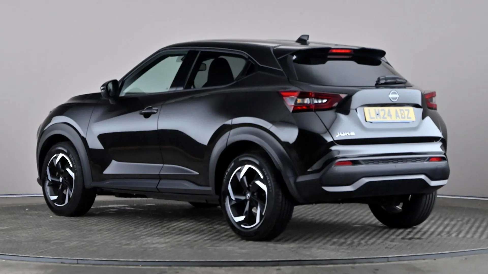 A 2024 NISSAN JUKE 1.0 DiG-T 114 N-Connecta A 2024 NISSAN JUKE 1.0 DiG-T 114 N-Connecta