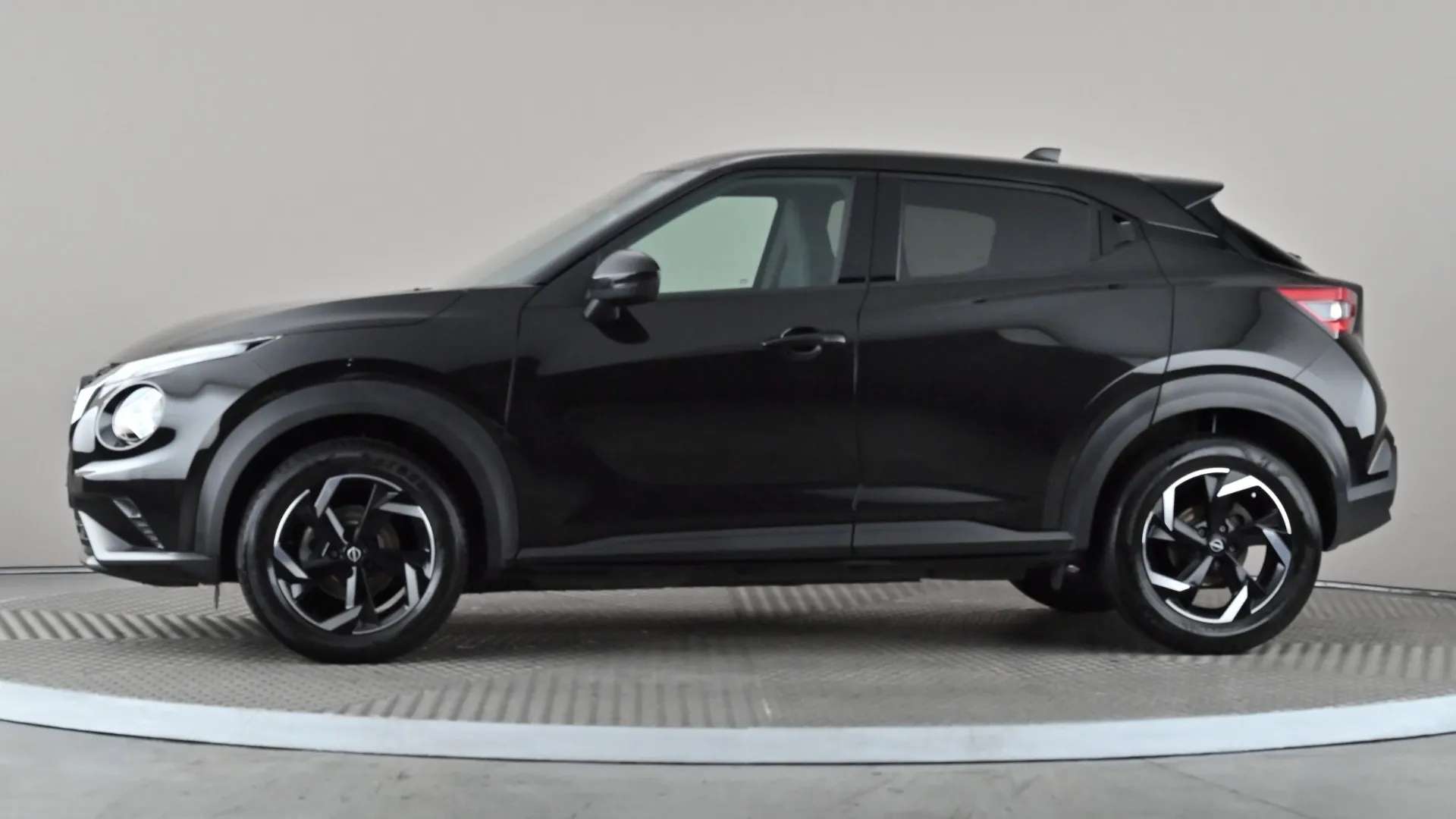 A 2024 NISSAN JUKE 1.0 DiG-T 114 N-Connecta A 2024 NISSAN JUKE 1.0 DiG-T 114 N-Connecta